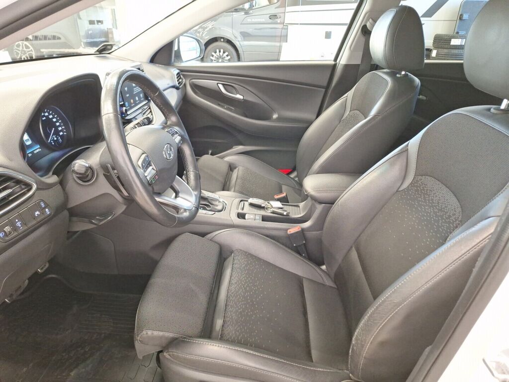 Hyundai i30 Wagon 2019 Valkoinen