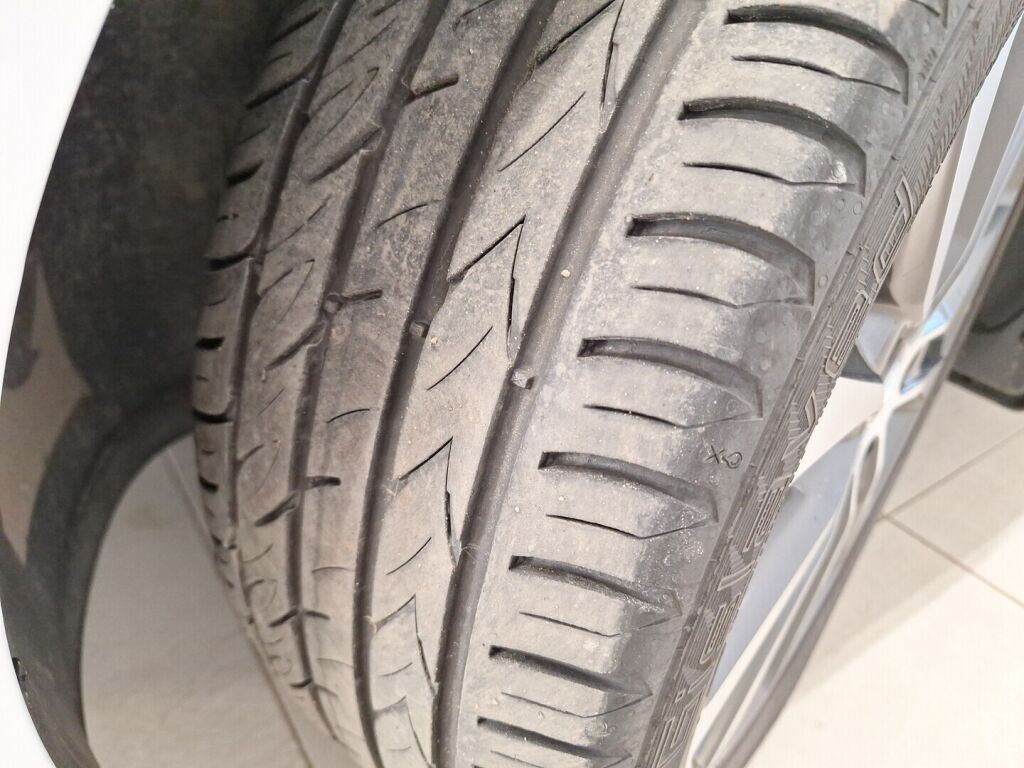 Hyundai i30 Wagon 2019 Valkoinen