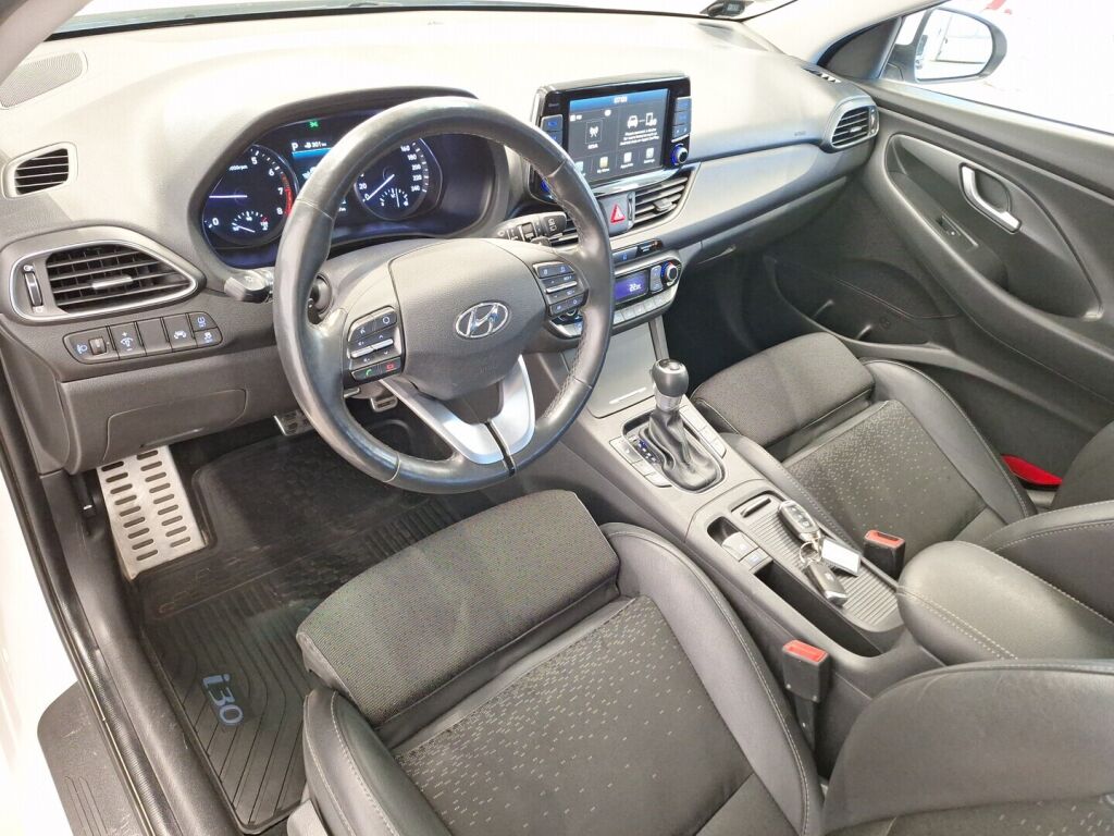 Hyundai i30 Wagon 2019 Valkoinen