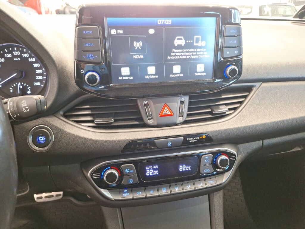 Hyundai i30 Wagon 2019 Valkoinen