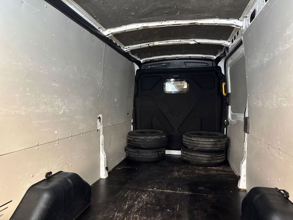 Ford Transit 2020 Valkoinen