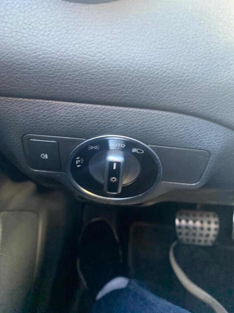 Mercedes-Benz CLA 2017 Musta