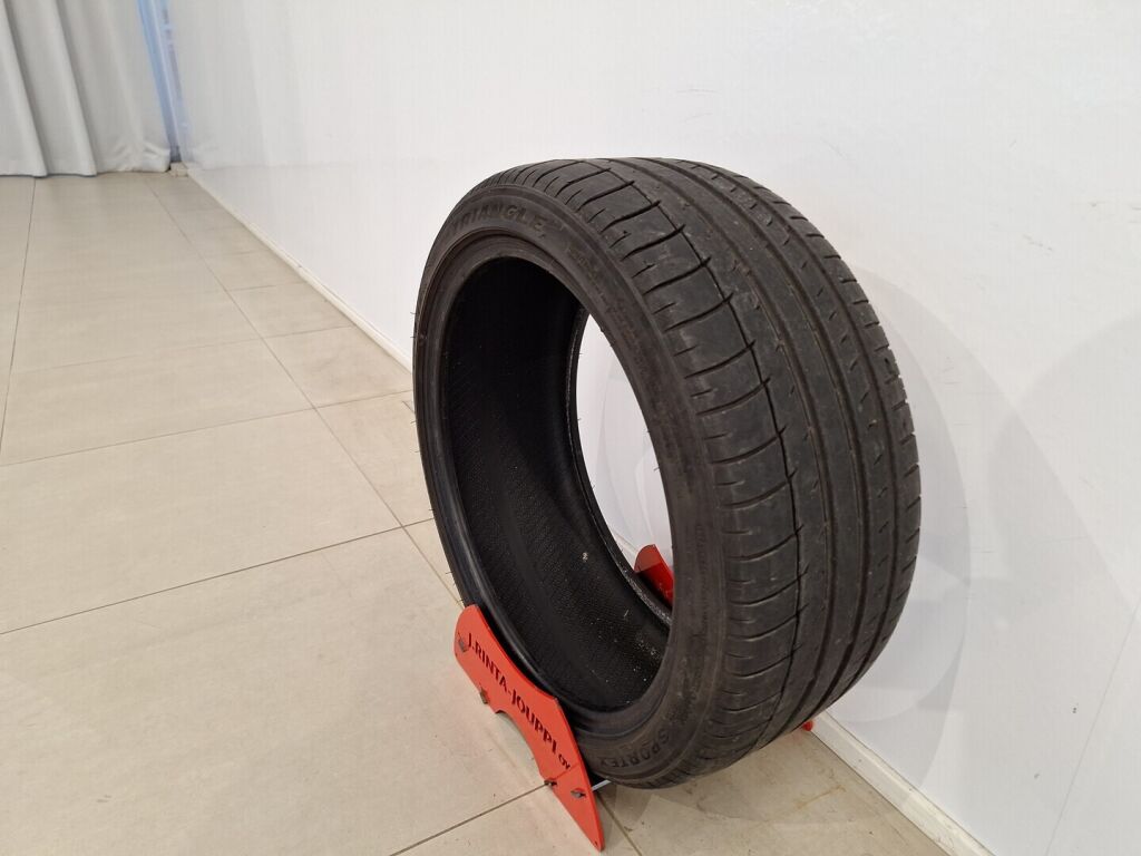 Mercedes-Benz CLA 2017 Musta