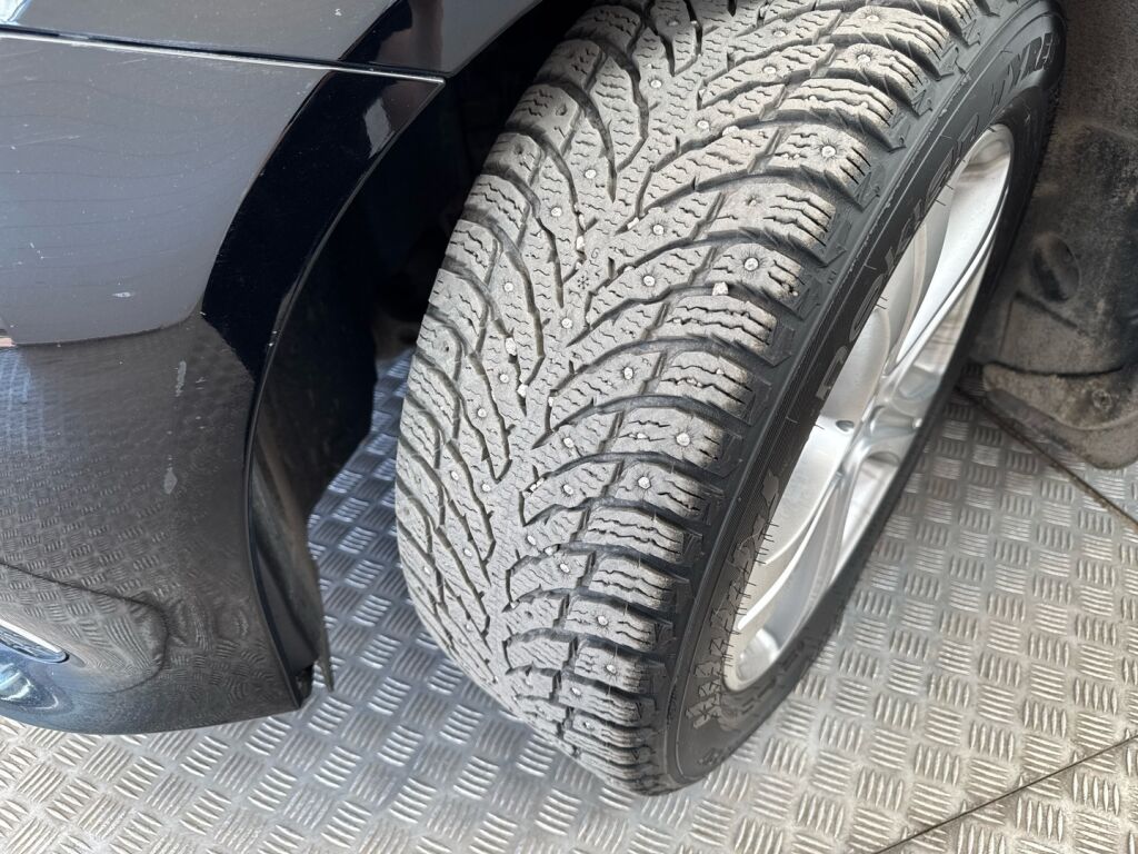 Mercedes-Benz E 2019 Musta