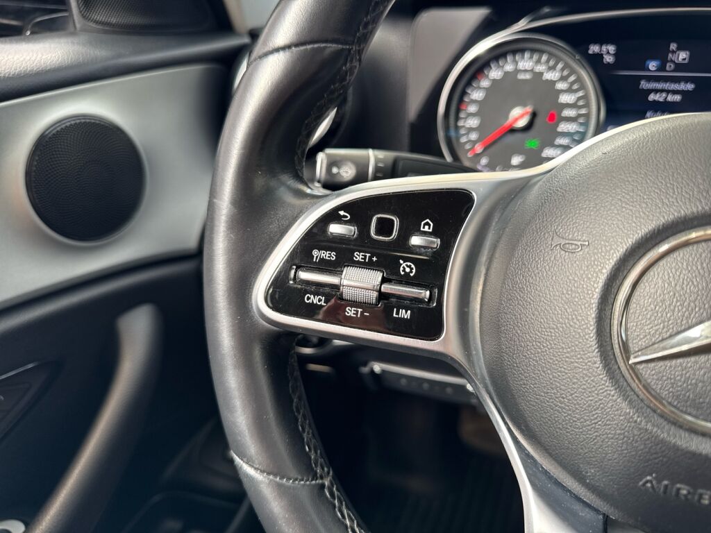 Mercedes-Benz E 2019 Musta