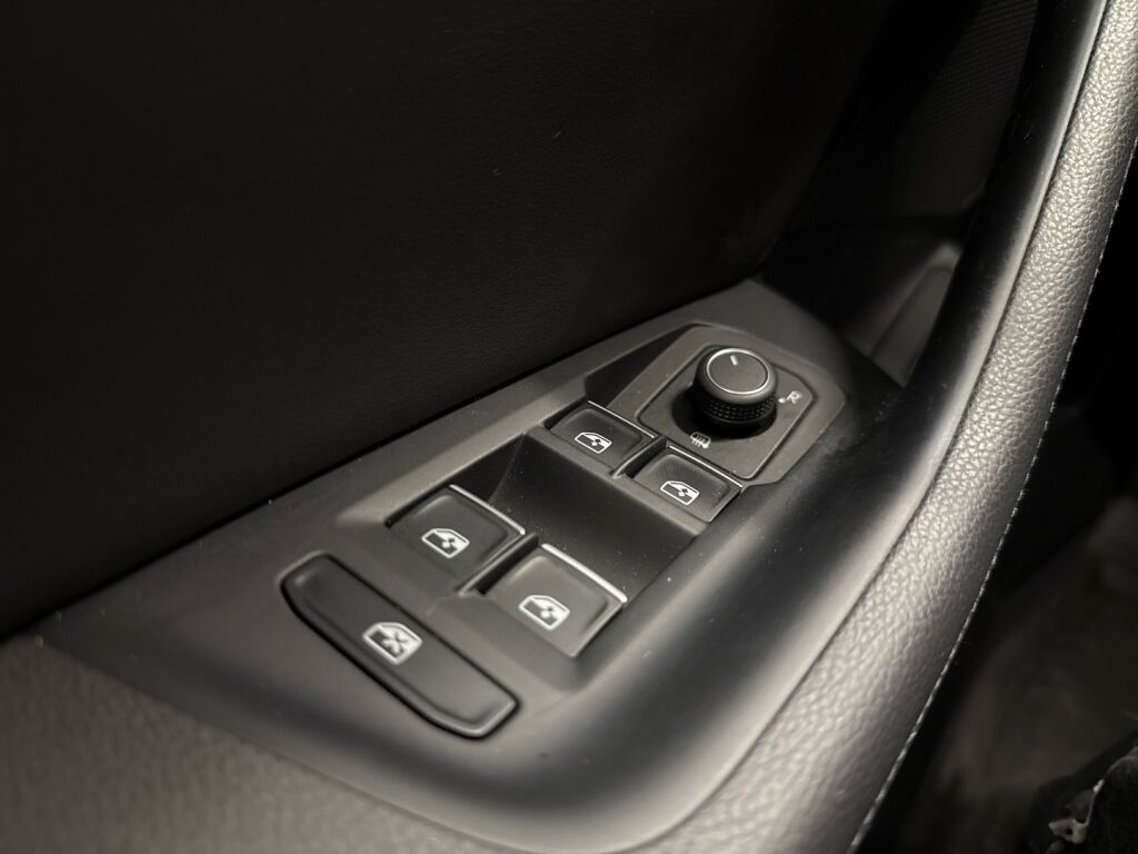 Volkswagen Passat 2015 Valkoinen