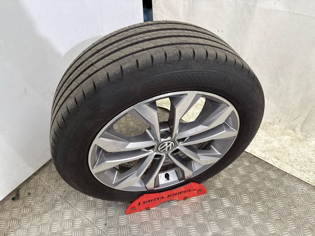 Volkswagen Passat 2015 Valkoinen