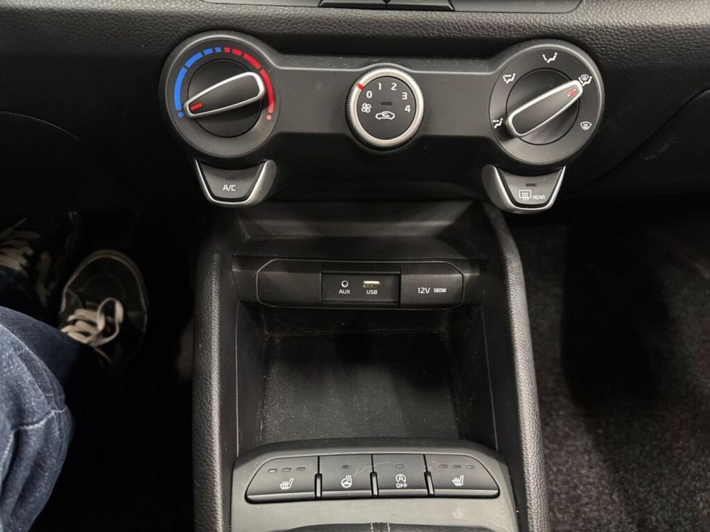 Kia Stonic 2020 Valkoinen