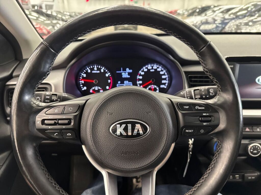 Kia Stonic 2020 Valkoinen