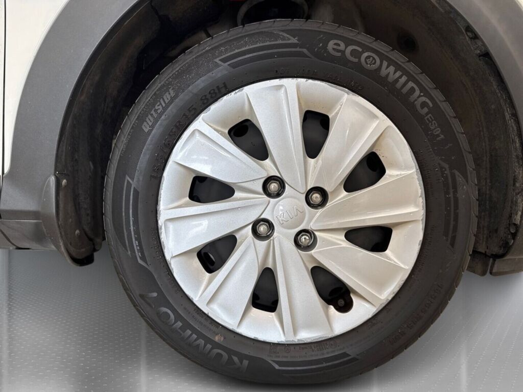 Kia Stonic 2020 Valkoinen