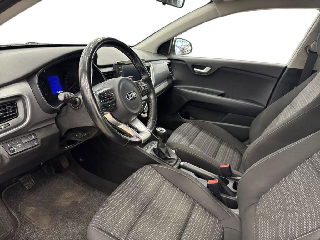 Kia Stonic 2020 Valkoinen