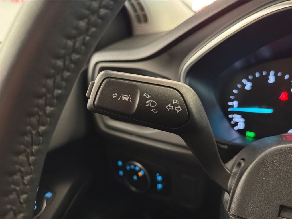 Ford Focus 2019 Harmaa