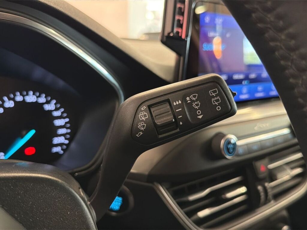 Ford Focus 2019 Harmaa