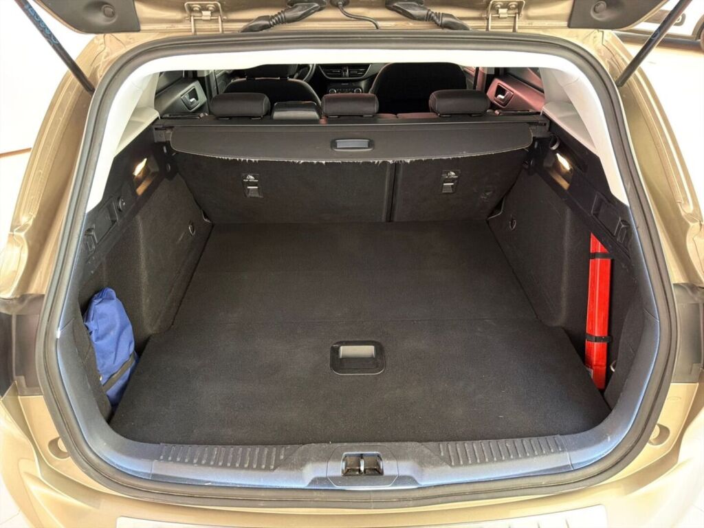 Ford Focus 2019 Harmaa