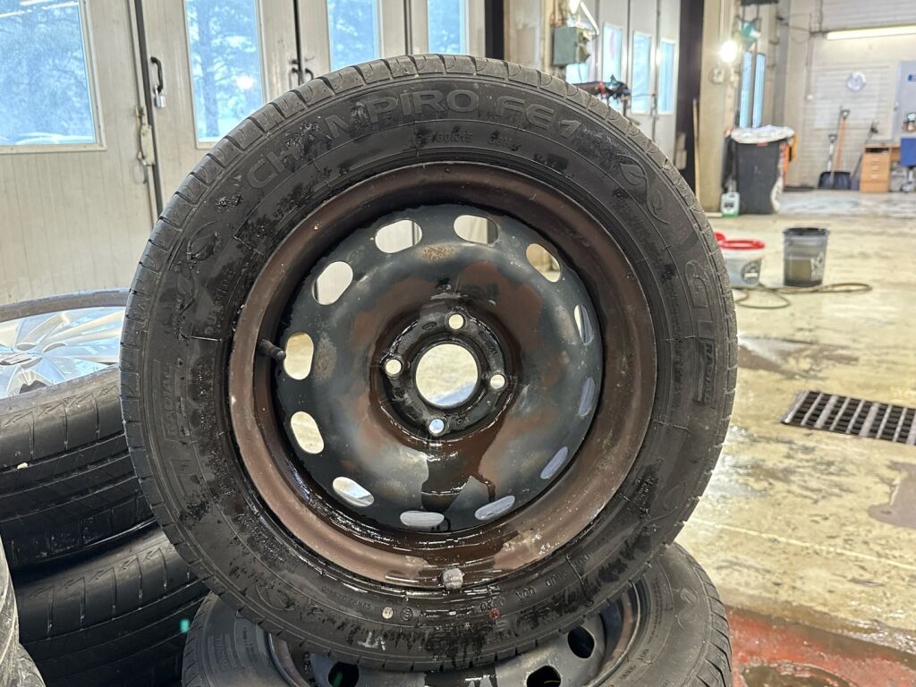 Ford Fiesta Van 2019 Valkoinen