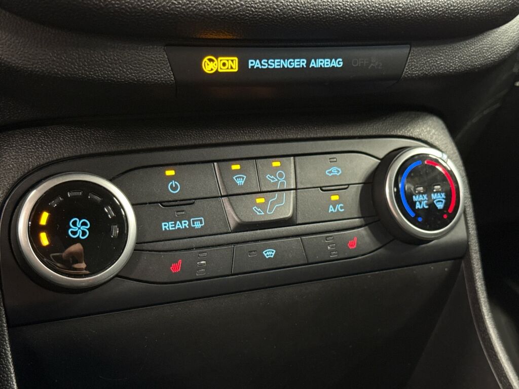 Ford Fiesta Van 2019 Valkoinen