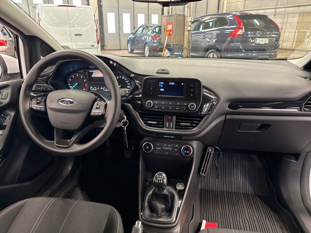 Ford Fiesta Van 2019 Valkoinen