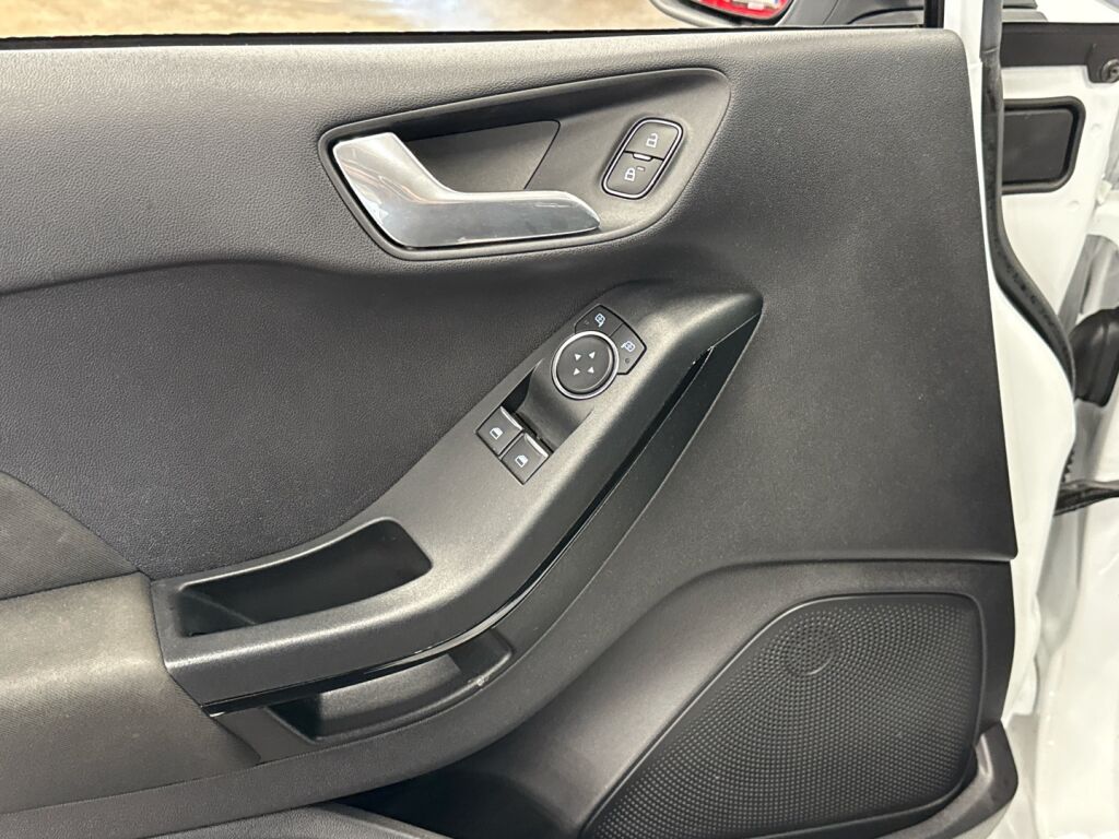 Ford Fiesta Van 2019 Valkoinen