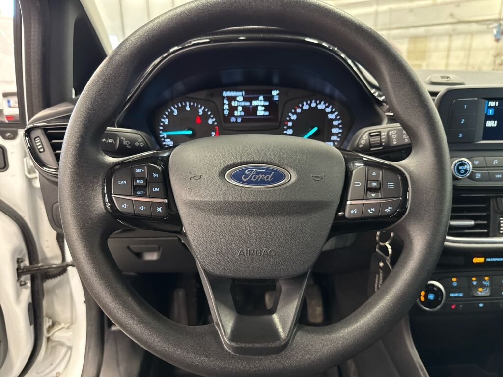 Ford Fiesta Van 2019 Valkoinen