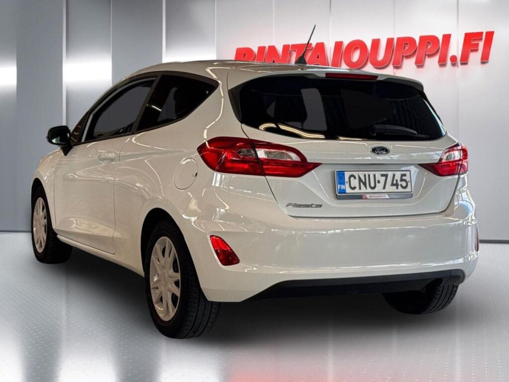 Ford Fiesta Van 2020 Valkoinen