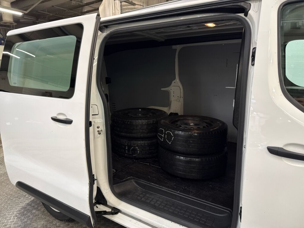 Peugeot Expert 2020 Valkoinen