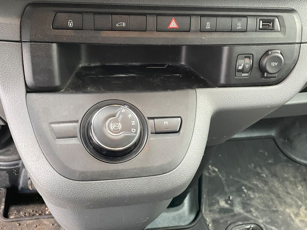 Peugeot Expert 2020 Valkoinen