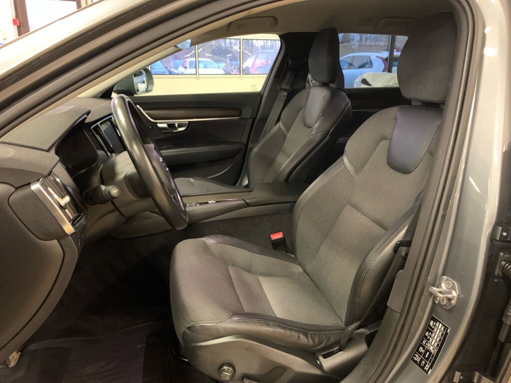 Volvo V90 Cross Country 2019 Harmaa