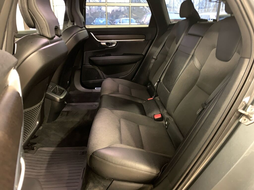 Volvo V90 Cross Country 2019 Harmaa
