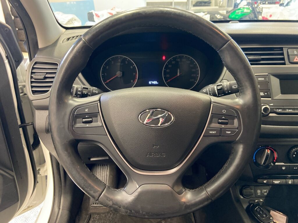 Hyundai i20 Hatchback 2019 Valkoinen
