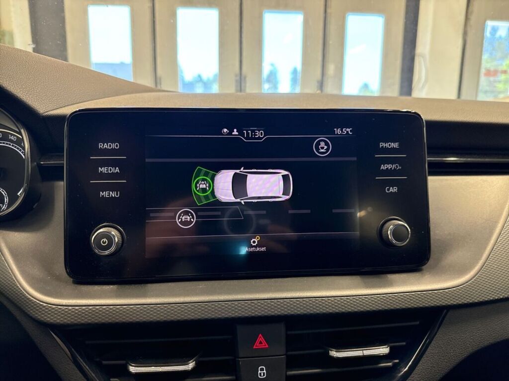 Skoda Scala 2020 Valkoinen