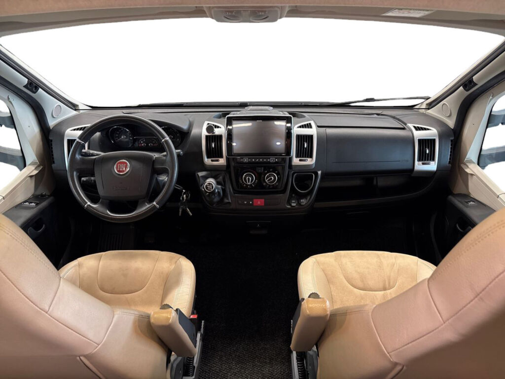 Adria Coral Supreme 670 SLT 2019 Harmaa
