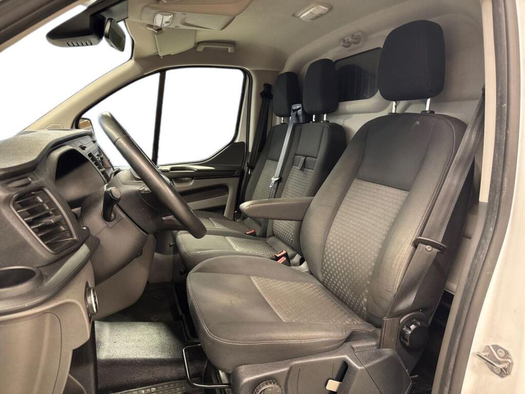 Ford Transit Custom 2018 Valkoinen