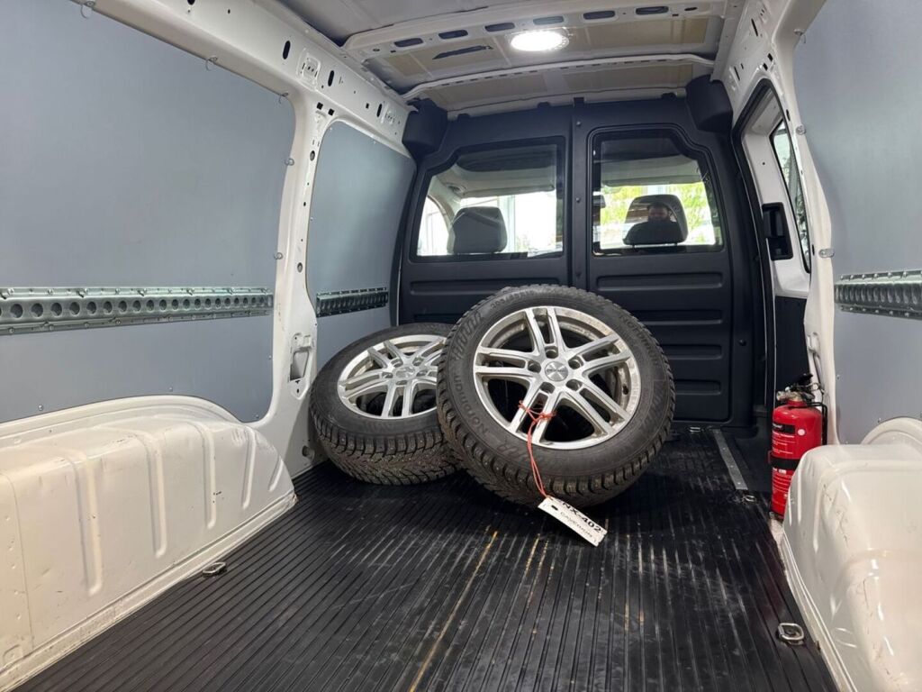 Volkswagen Caddy Maxi 2019 Valkoinen
