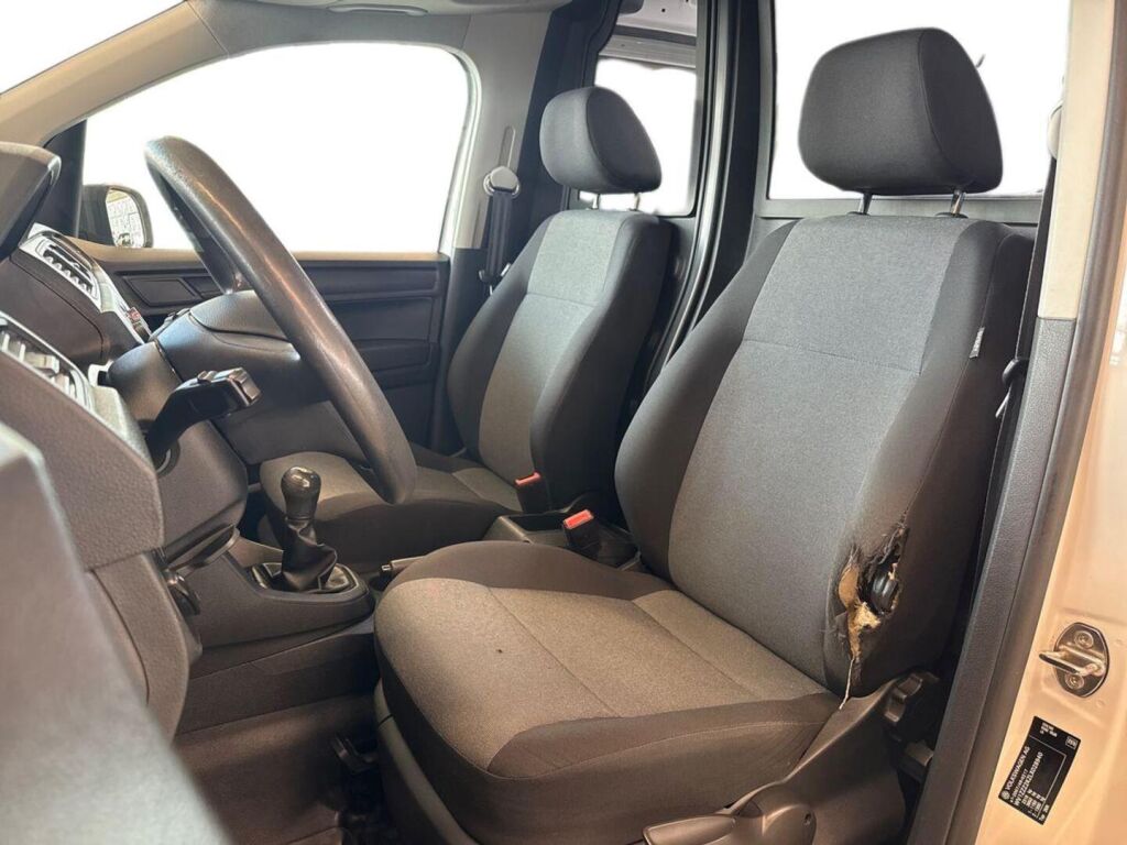 Volkswagen Caddy Maxi 2019 Valkoinen