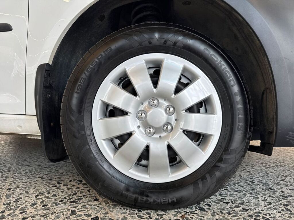 Volkswagen Caddy Maxi 2019 Valkoinen