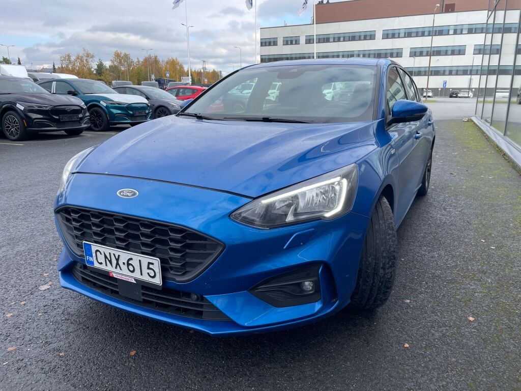 Ford Focus 2020 Sininen