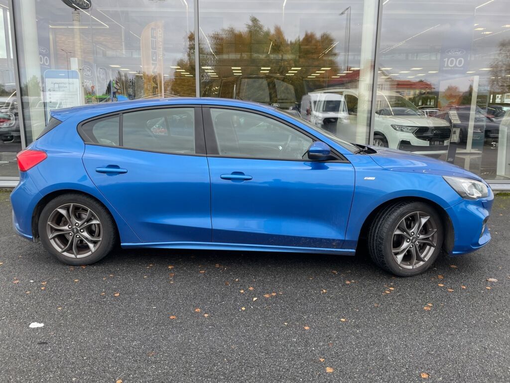Ford Focus 2020 Sininen