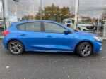 Ford Focus 2020 Sininen