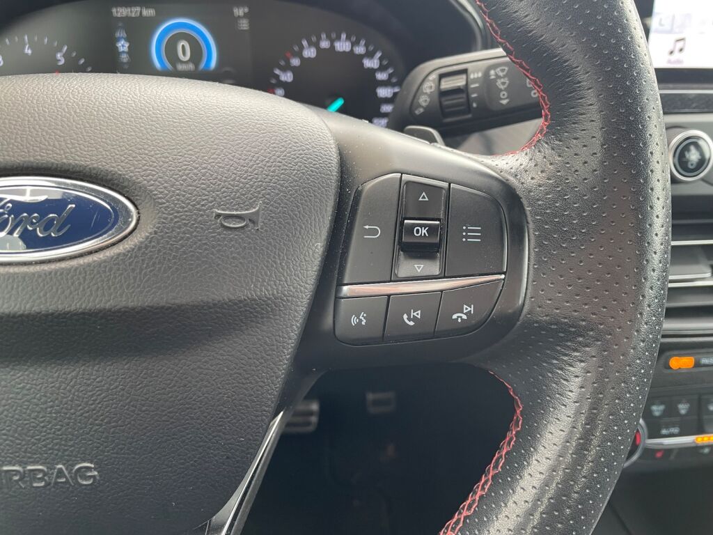 Ford Focus 2020 Sininen