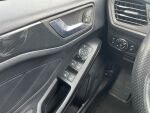 Ford Focus 2020 Sininen
