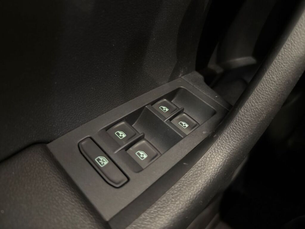 Skoda Octavia 2019 Sininen
