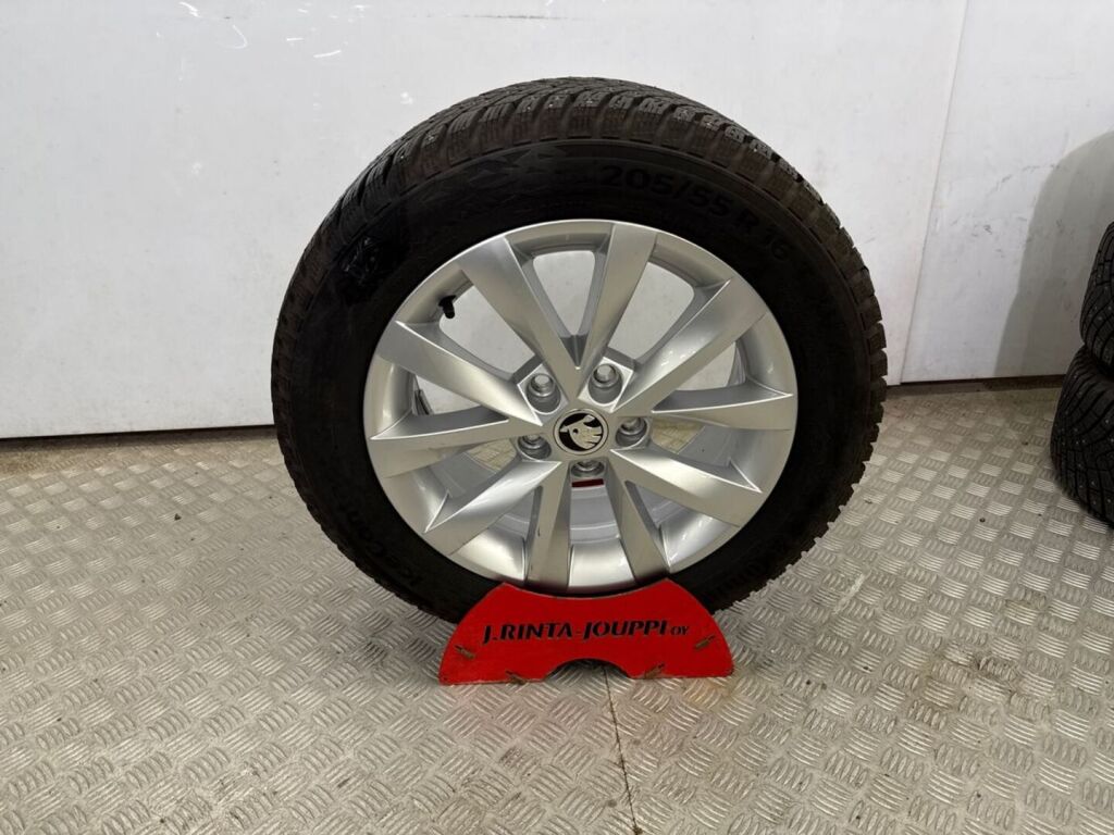 Skoda Octavia 2019 Sininen