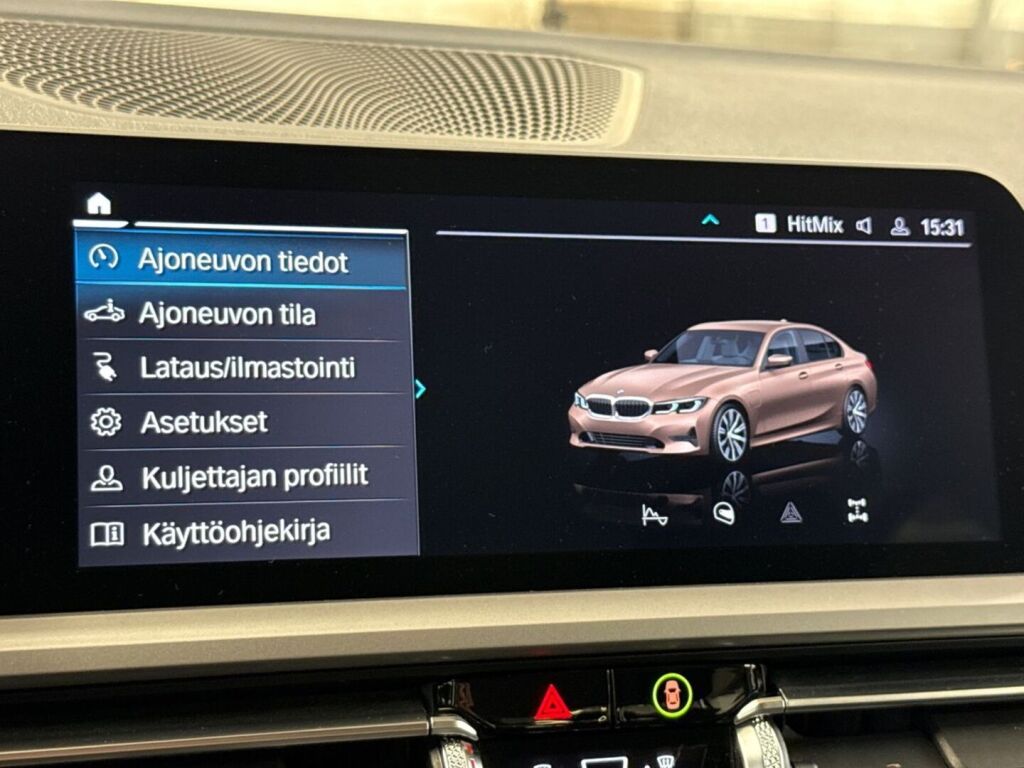 BMW 330 2019 Ruskea (beige)
