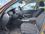 BMW 330 2019 Ruskea (beige)