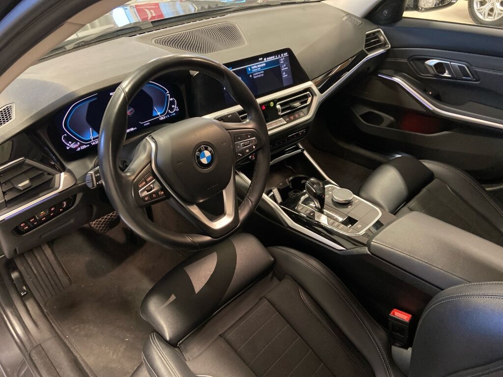BMW 330 2020 Harmaa