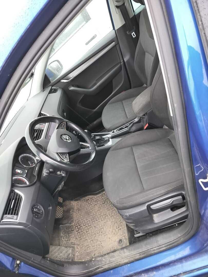 Skoda Octavia 2019 Sininen