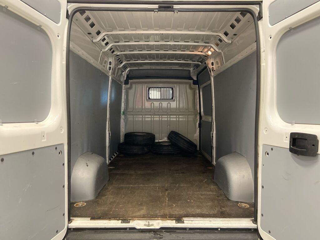 Peugeot Boxer 2020 Valkoinen