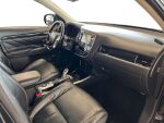 Mitsubishi Outlander PHEV 2016 Musta