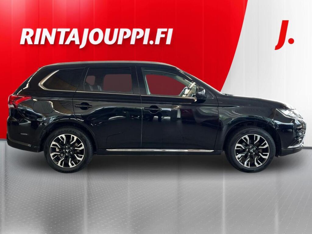 Mitsubishi Outlander PHEV 2016 Musta