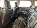 Mitsubishi Outlander PHEV 2016 Musta